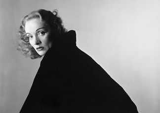 Marlene Dietrich, New York, 1948 - National Portrait Gallery, Smithsonian Institution. Gift of Irving Penn - 