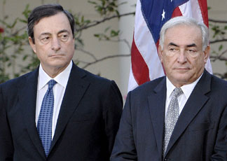 Mario Draghi e Dominique Straus-Kahn a Washington (Epa)
