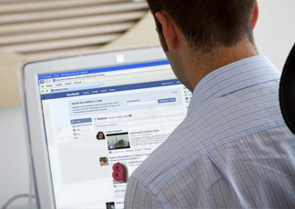 Le banche su Facebook, Ing Direct è la più social