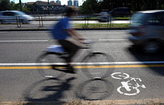 Esauriti gli incentivi per le bici Il 5 ottobre tocca ai motorini (Fotogramma/Gianluca Albertari)