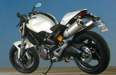 La nuova Ducati Monster 696