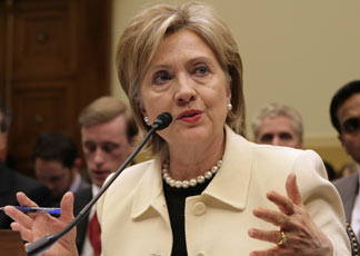 L'intervento di Hillary Clinton alla Commissione Esteri della Camera (REUTERS/Yuri Gripas)