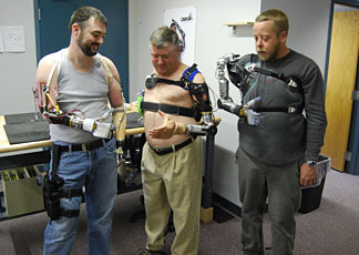 Protesi realizzate dalla Darpa per il ripristino dell'uso delle articolazioni (Fonte www.darpa.mil)