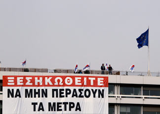 Proteste sociali ad Atene (Reuters)