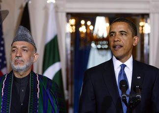 Barack Obama e Hamid Karzai a Washington lo scorso maggio (Reuters)