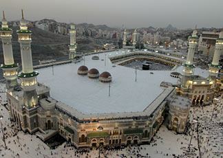 La Mecca di Al-Haram, in Arabi Saudita (Ansa/Epa/YAHYA ARHAB)