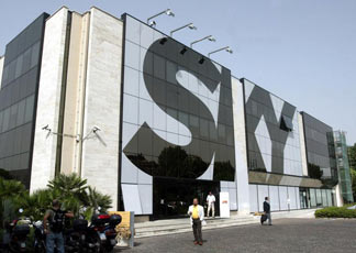 La sede di Sky tv in via Salaria a Roma (Ansa)