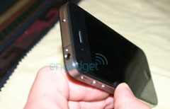 In rete le foto del prototipo dell'iPhone 4G (Engadget)
