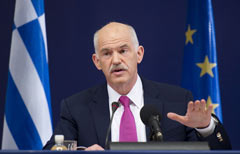 Grecia approva la finanziaria. Rehn un meccanismo permanente anticrisi (Afp)
