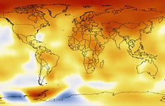 Dal 2000 al 2009. I colori caldi indicano gli aumenti rispetto alla media. L'emisfero boreale  il pi toccato dal cambiamento