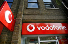 Un negozio Vodafone in Gran Bretagna ©AFP